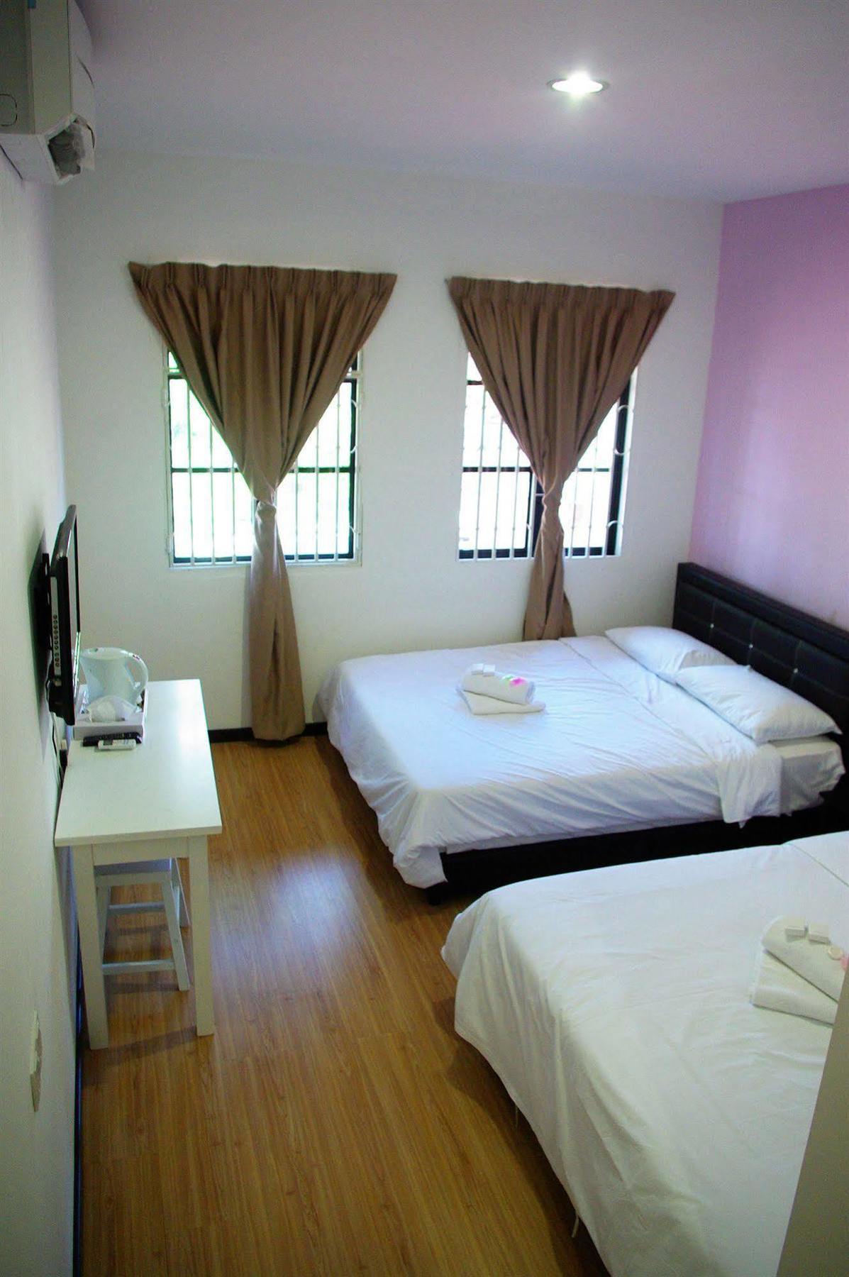 Vinz Hotel Malacca Extérieur photo